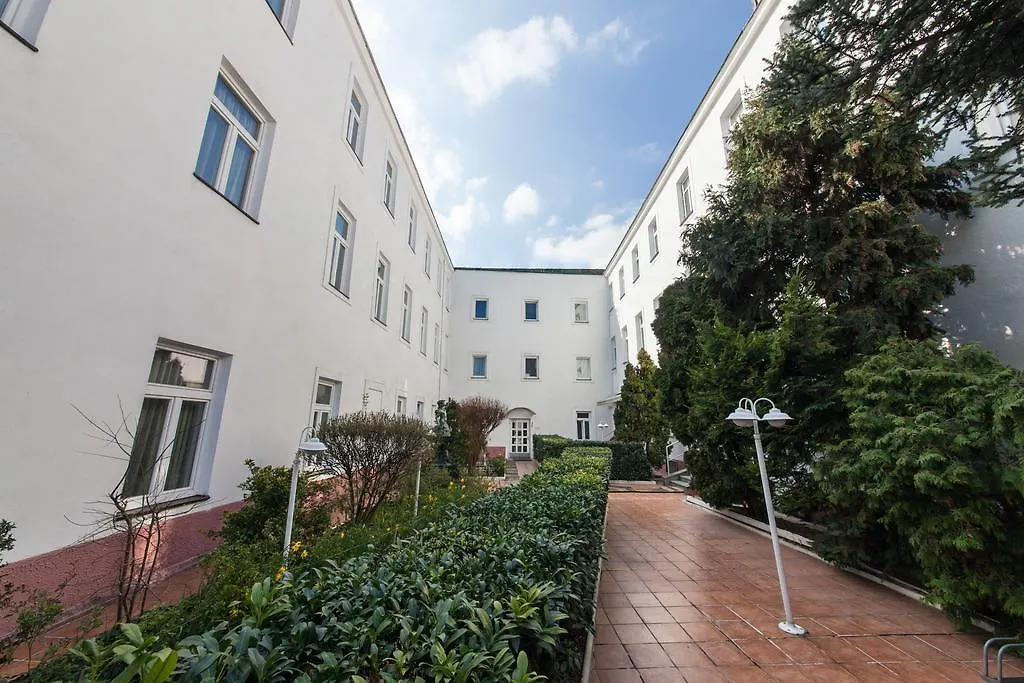 Novum Hotel Cristall Wien Messe Vienna