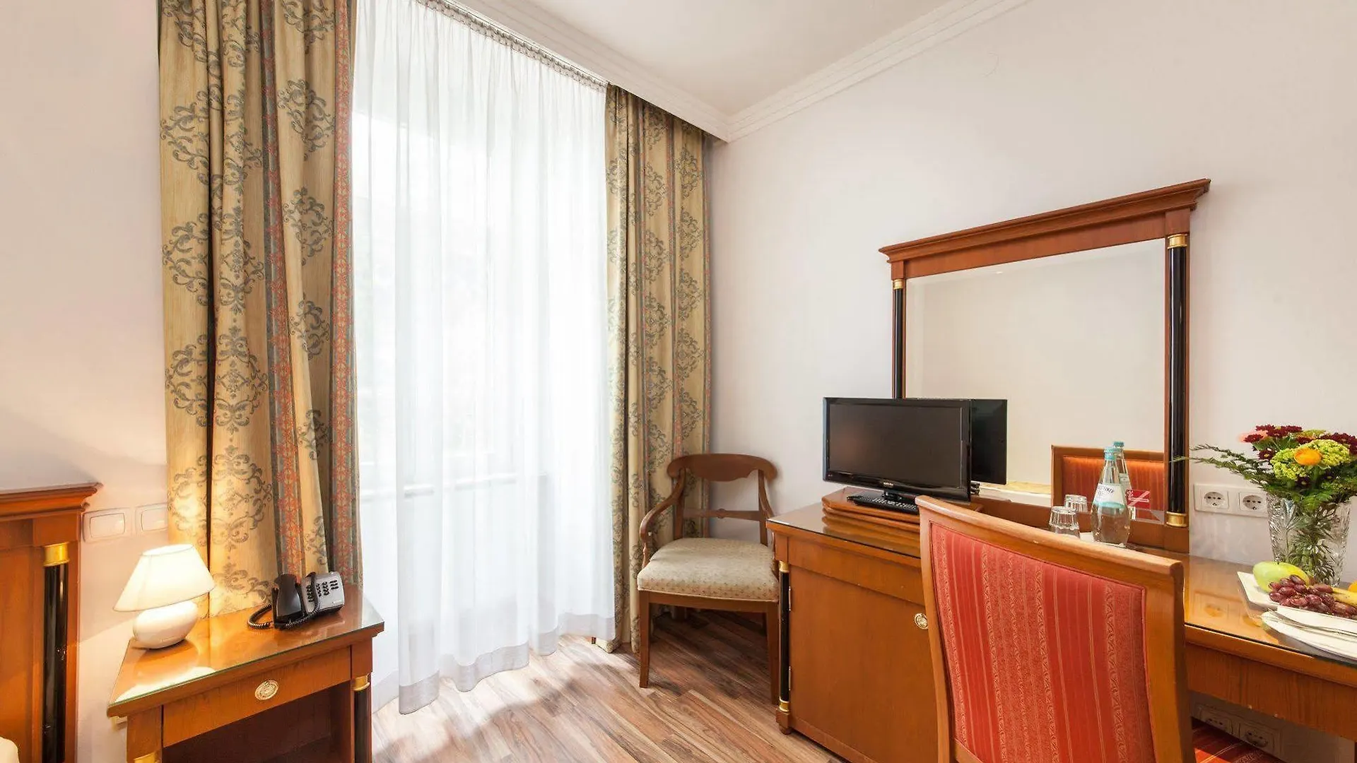Novum Hotel Cristall Wien Messe 3*, Vienna