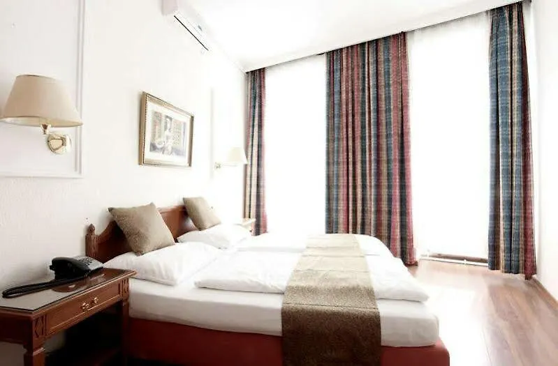 ***  Novum Hotel Cristall Wien Messe Austria